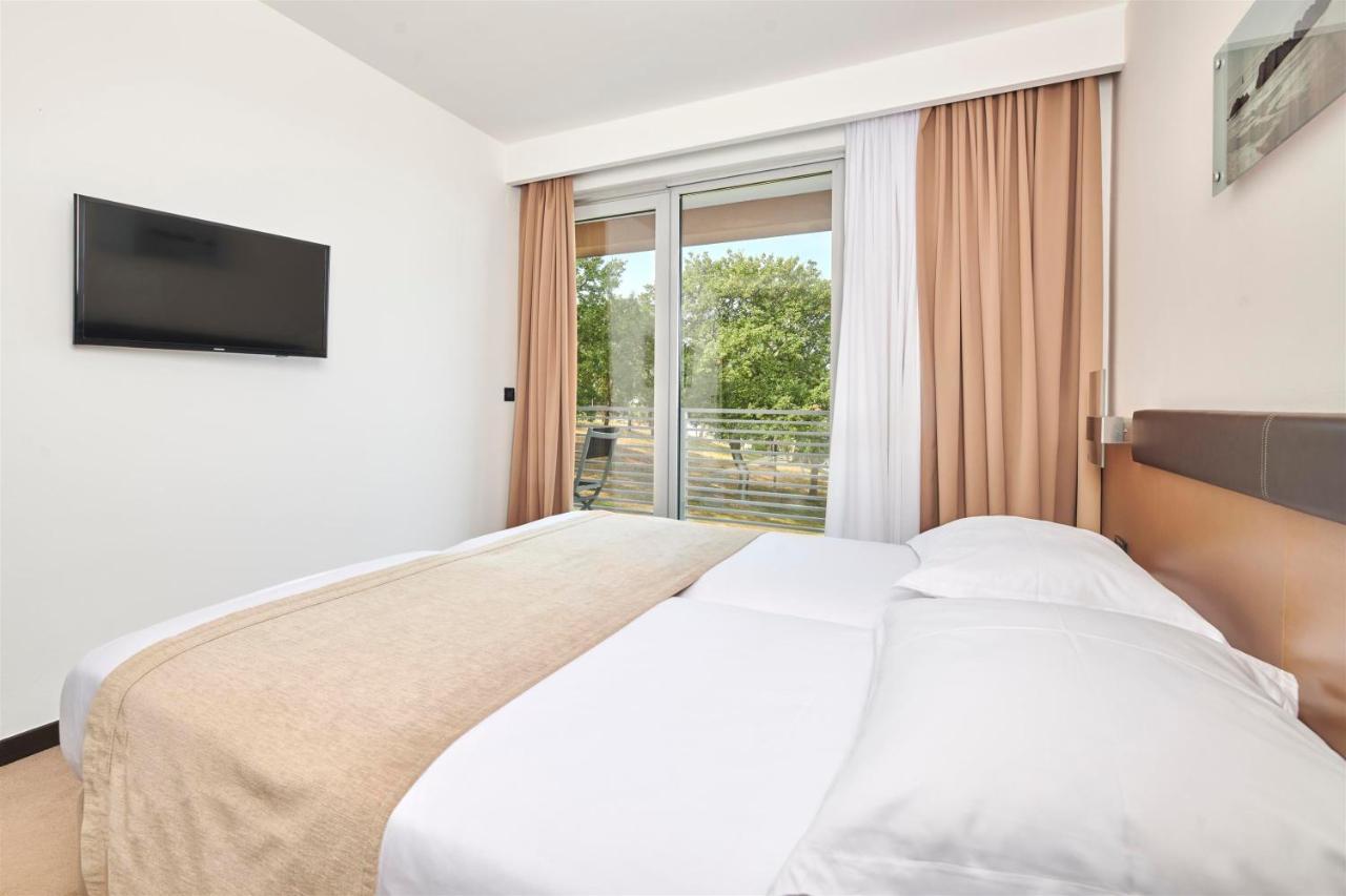 Hotel Molindrio Plava Laguna Porec Bagian luar foto