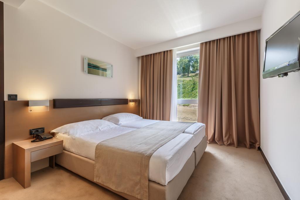Hotel Molindrio Plava Laguna Porec Bagian luar foto
